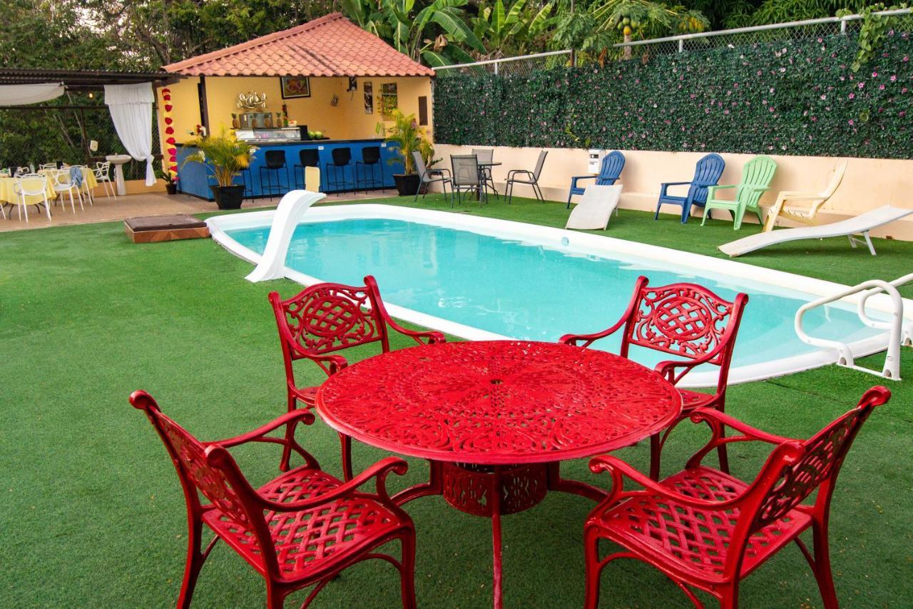 Roxy'S Bed & Breakfast Boca Chica Exteriér fotografie
